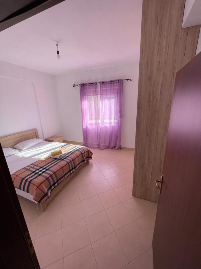 L.T. Apartment 5Th Street Sarandë Eksteriør billede