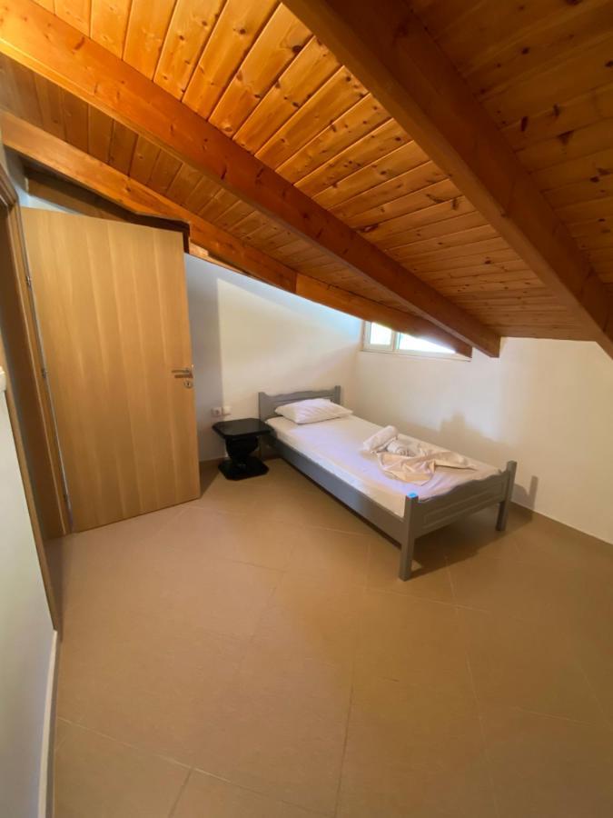 L.T. Apartment 5Th Street Sarandë Eksteriør billede