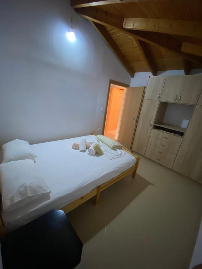 L.T. Apartment 5Th Street Sarandë Eksteriør billede
