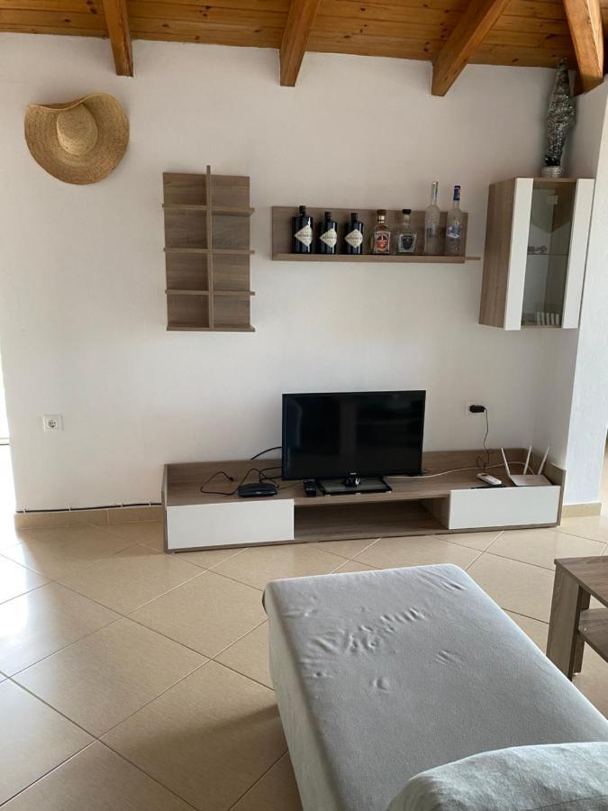 L.T. Apartment 5Th Street Sarandë Eksteriør billede