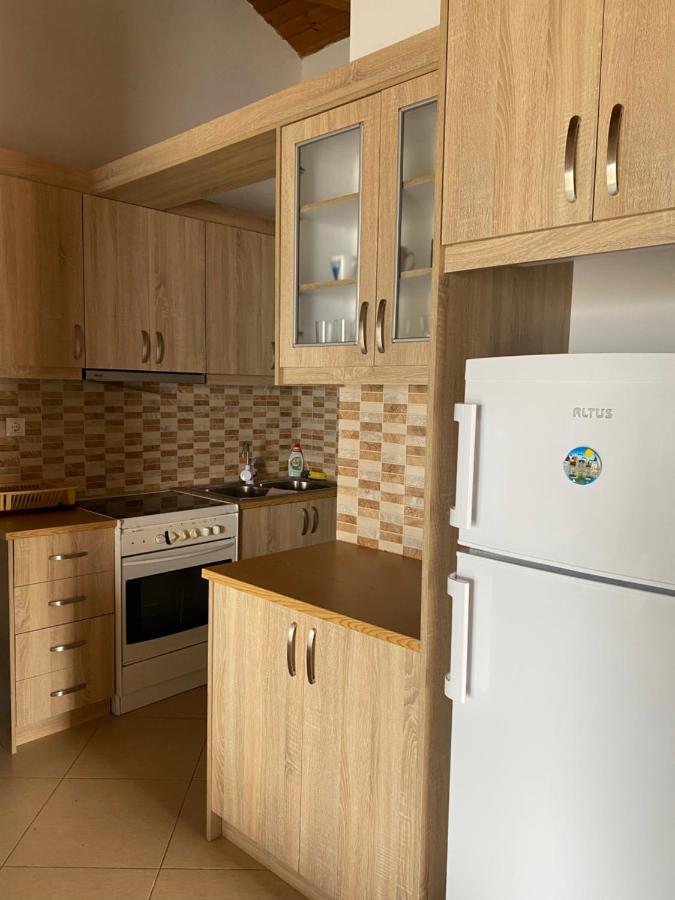 L.T. Apartment 5Th Street Sarandë Eksteriør billede