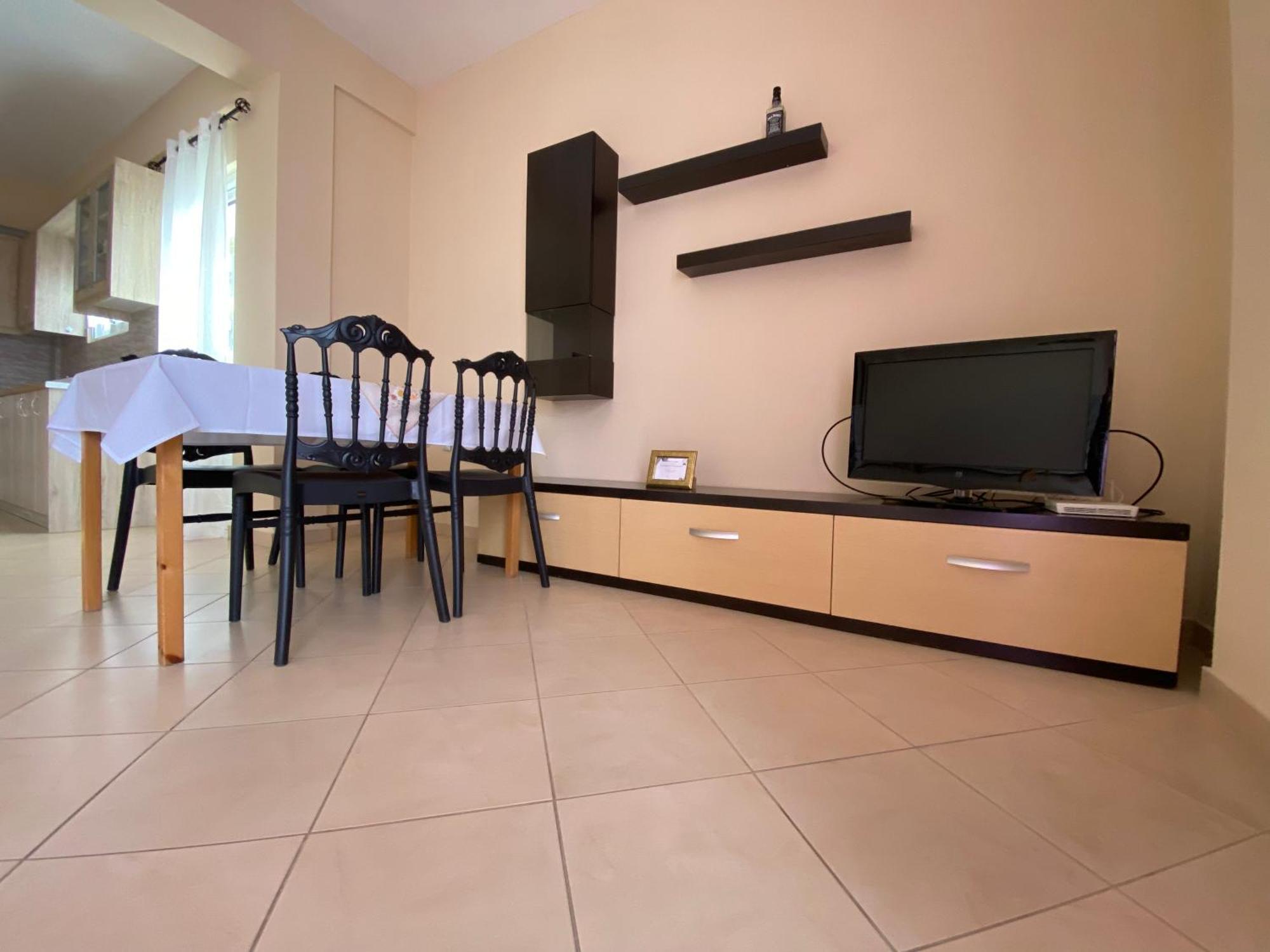 L.T. Apartment 5Th Street Sarandë Eksteriør billede