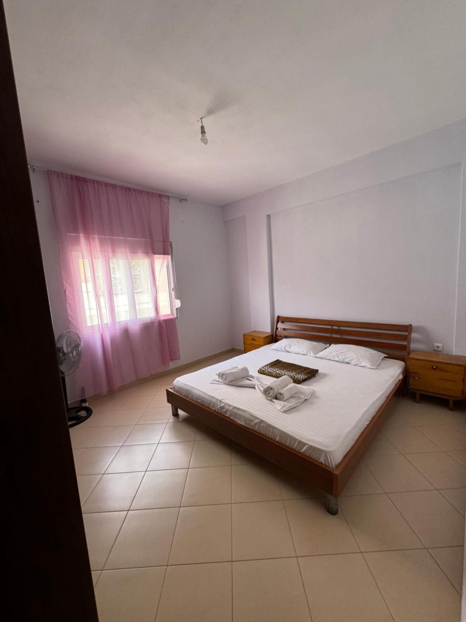 L.T. Apartment 5Th Street Sarandë Eksteriør billede