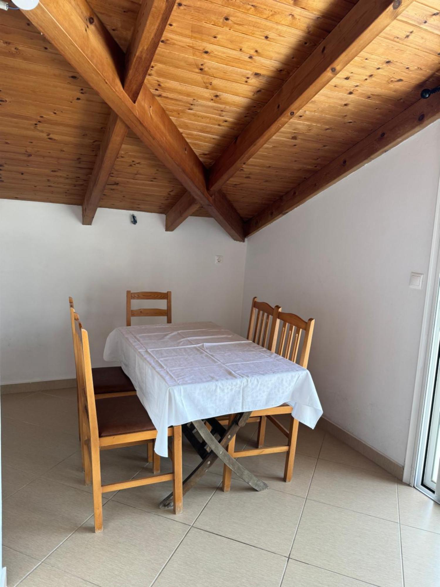 L.T. Apartment 5Th Street Sarandë Eksteriør billede